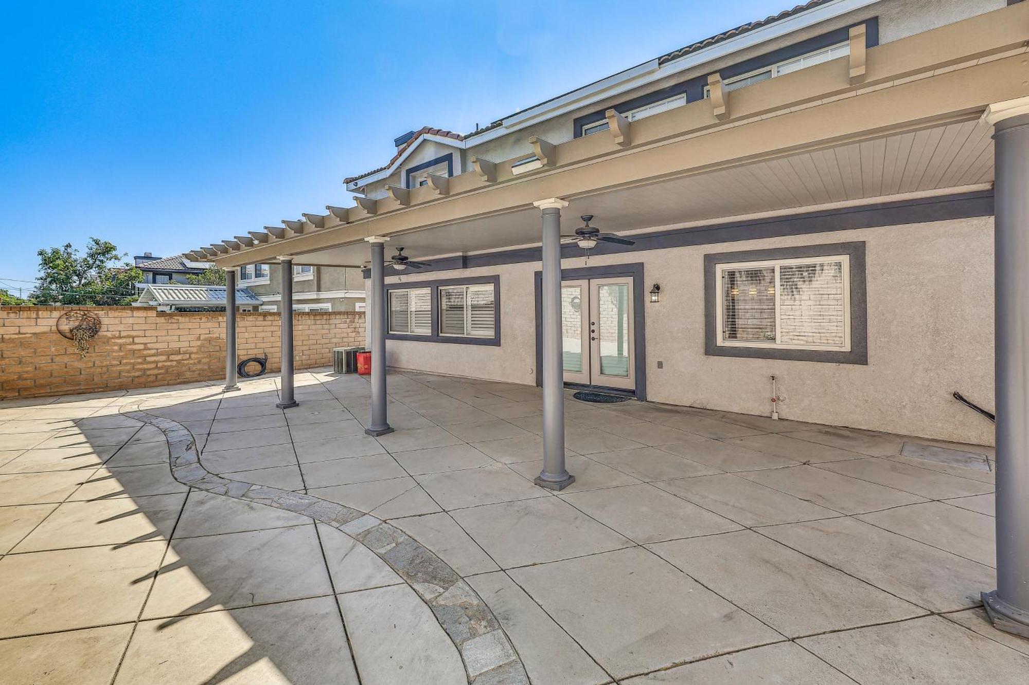 Large Rancho Cucamonga Home 5 Mi To Red Hill Park Extérieur photo