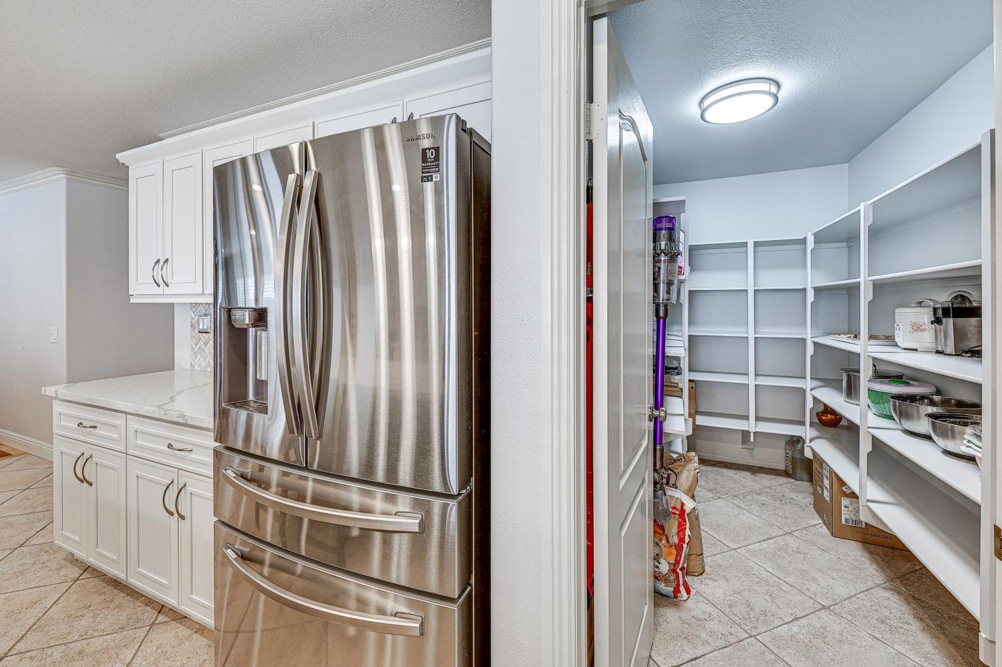 Large Rancho Cucamonga Home 5 Mi To Red Hill Park Extérieur photo