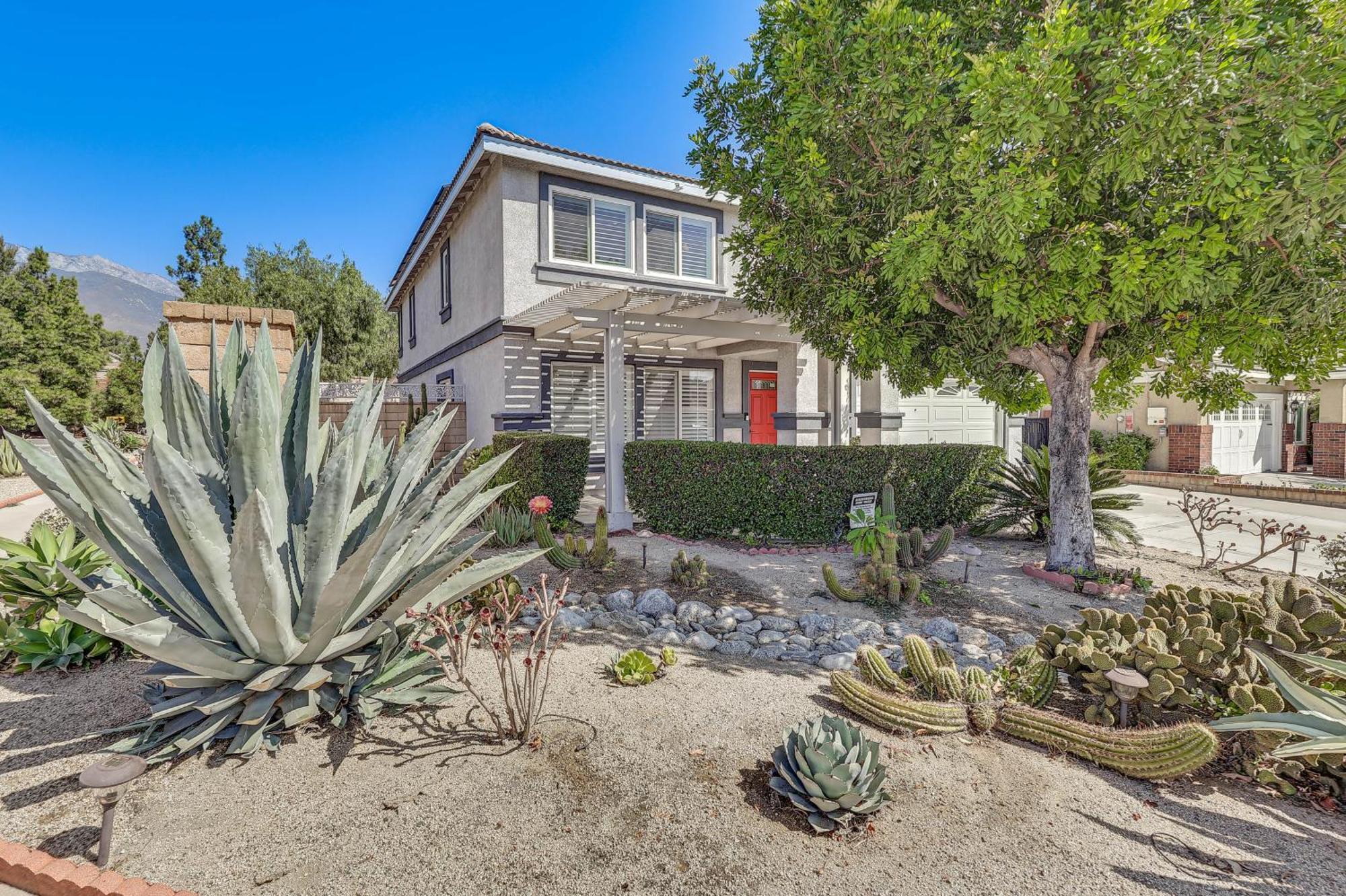 Large Rancho Cucamonga Home 5 Mi To Red Hill Park Extérieur photo